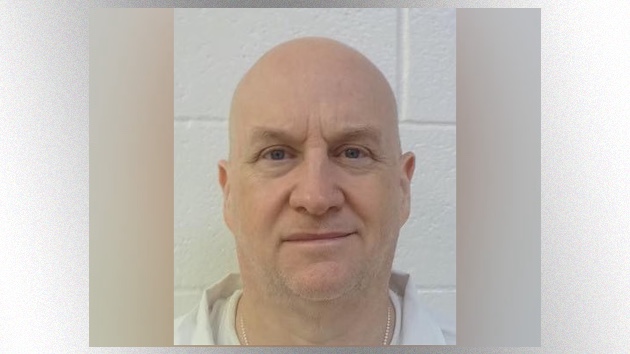 US Border Patrol tactical unit deployed to help manhunt for escaped Arkansas inmate