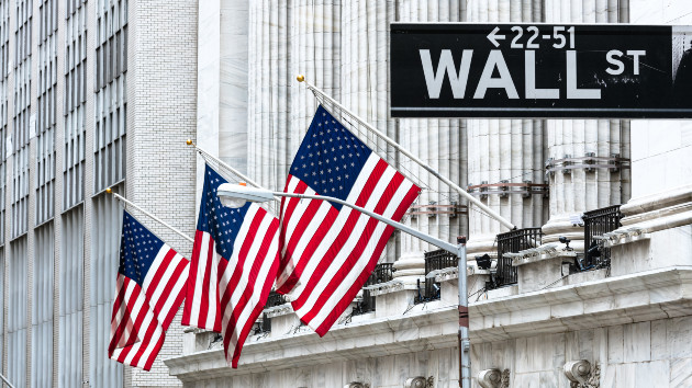 Stocks mixed after Trump issues tariffs on EU, Mexico