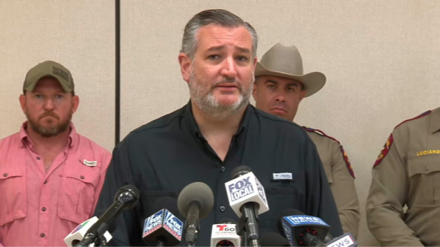 White House pushes back on criticism of weather service around Texas flooding