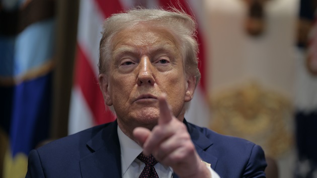 Trump vows to take on crime in Chicago ‘fast’ after violent Labor Day weekend